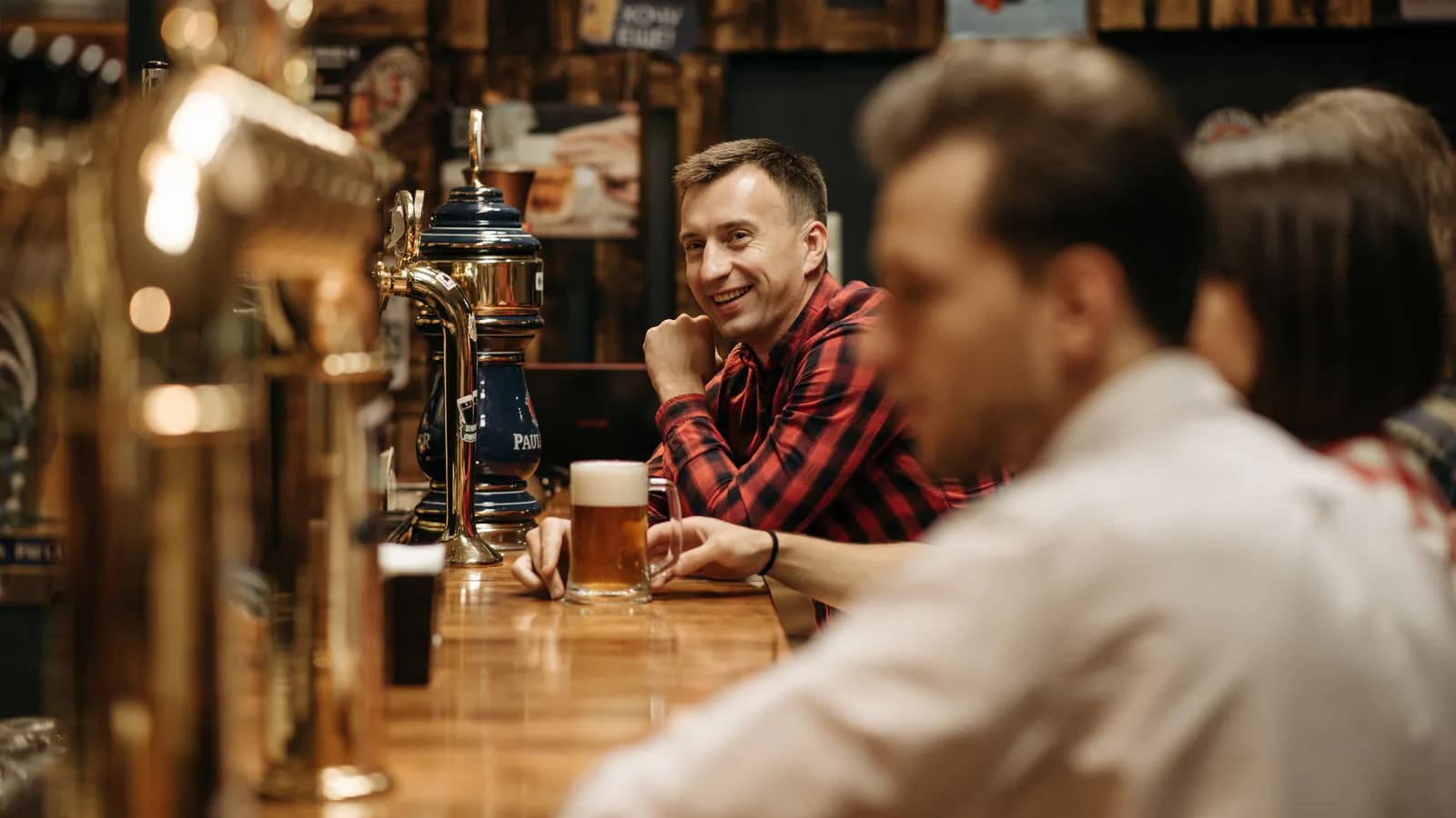 La Sureña, Lateral o BaRRa de Pintxos: comparativa de franquicias de cervecería y tapas