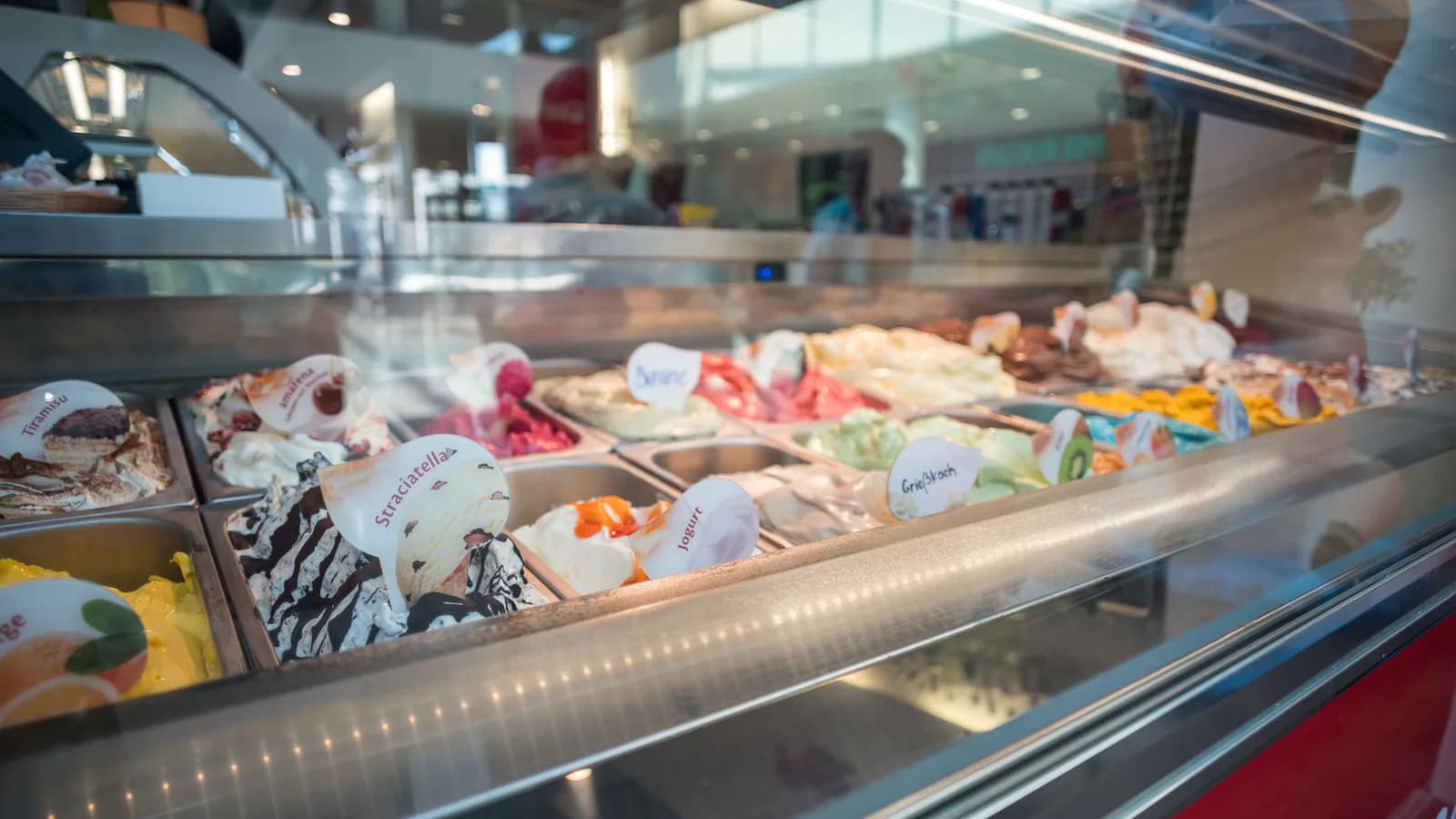 Comparativa de franquicias de heladería: Amorino, smöoy y Häagen-Dazs