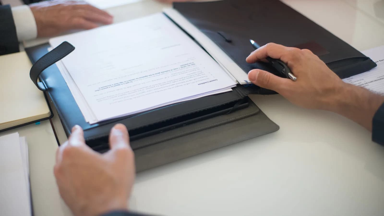 Leasing vs. alquiler de local: qué conviene a tu franquicia